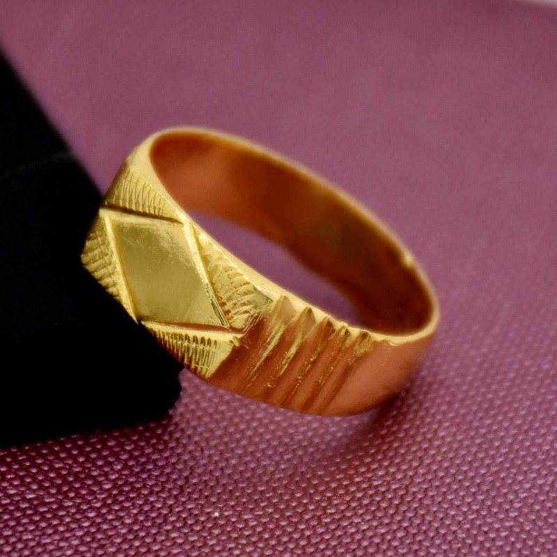 Buy Stylish Men's Ring in 18KT Yellow Gold Online | ORRA