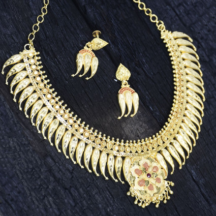 Gold Plated Enamel Leopard Necklace Set