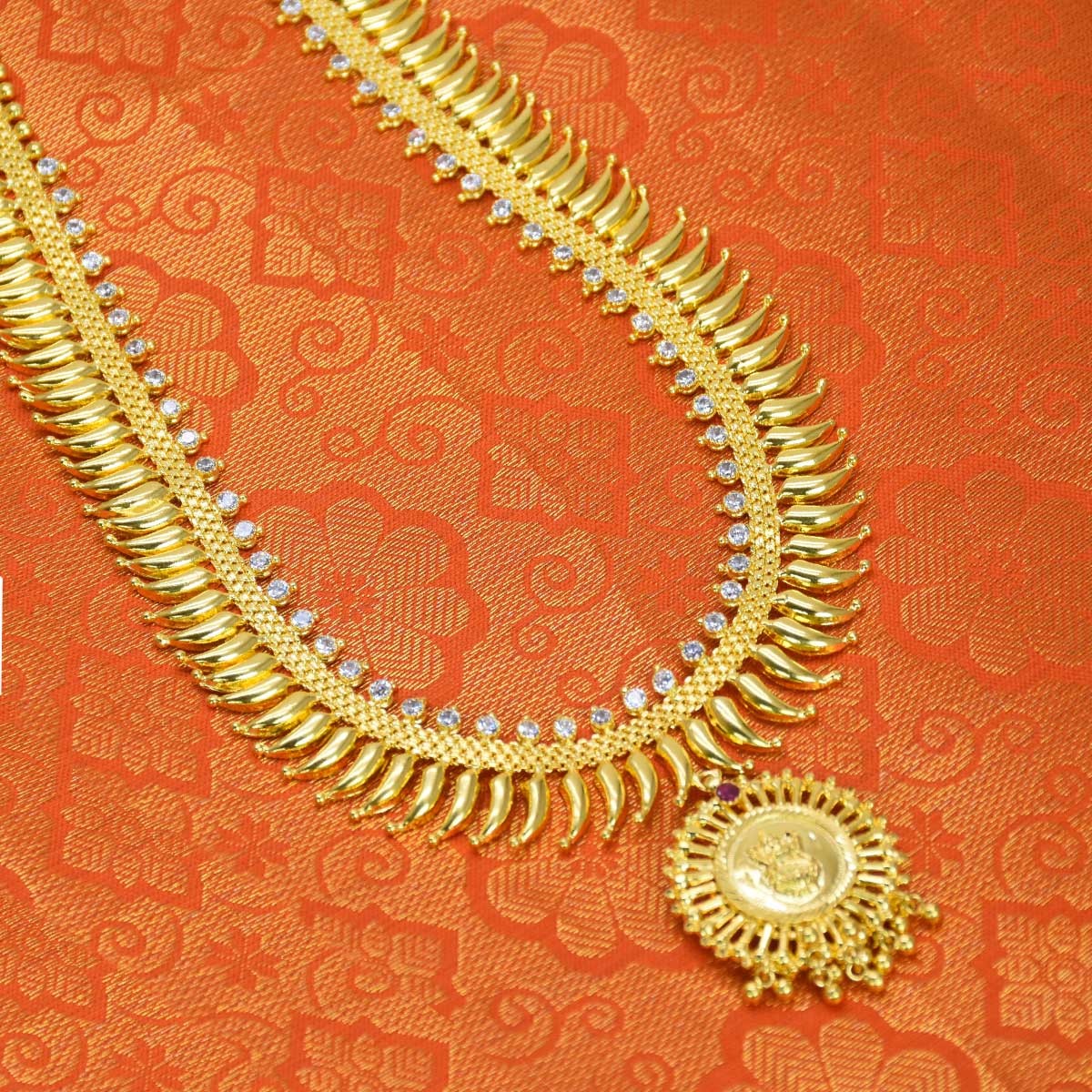 Pulinakham mala deals