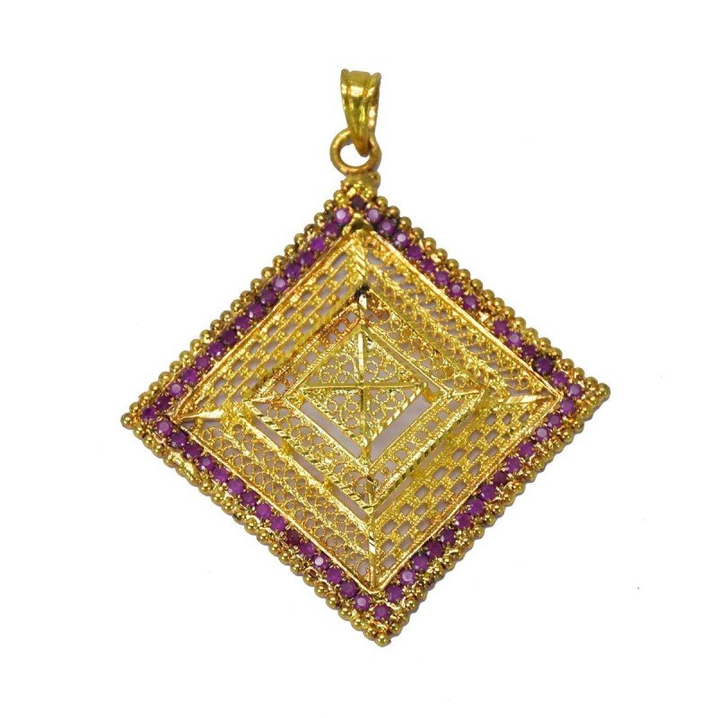 diamond shape gold pendant