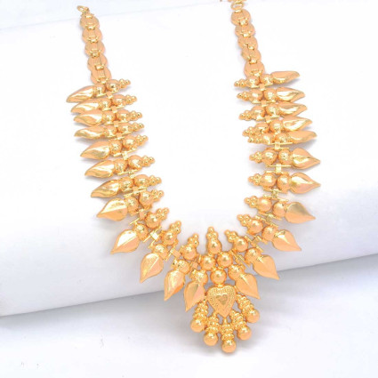 Beautiful Golden Mullamottu Jasmine Buds Necklace