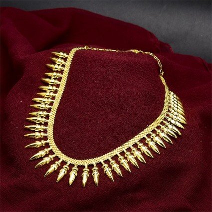 Elegant Gold Plated Pichimottu/Jasmine Buds Necklace