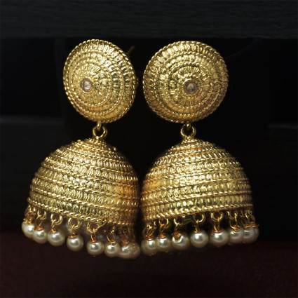 gold jhumka for wedding