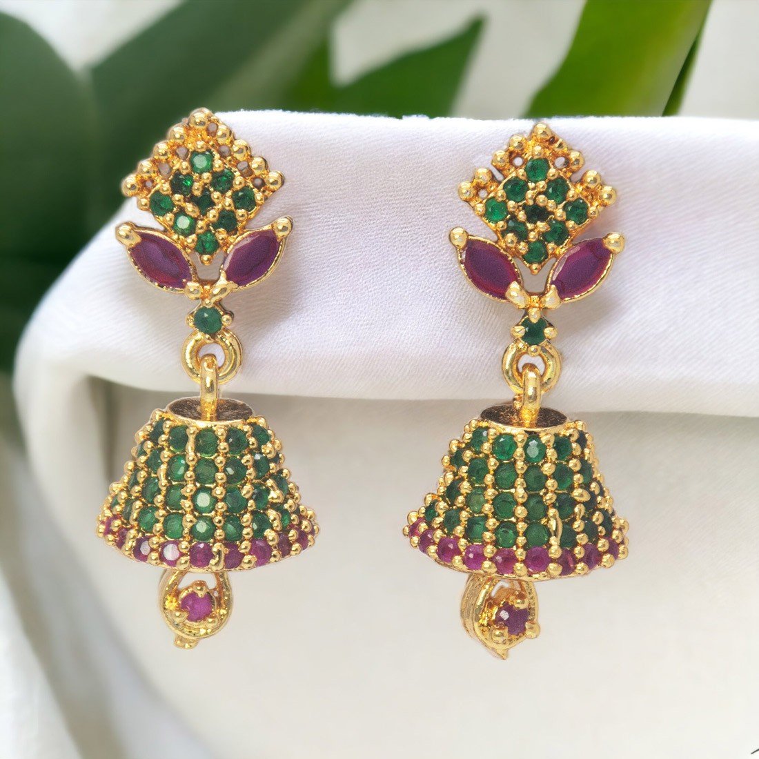 Emerald Tassel with Diamond Jhumka Earrings