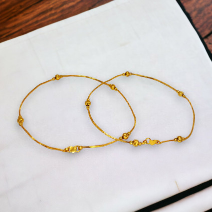 Delicate Thin Snake Chain Golden Designer Ball Anklets/Payal