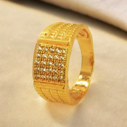 Micro Gold Plated Gent's White Stone Finger Ring