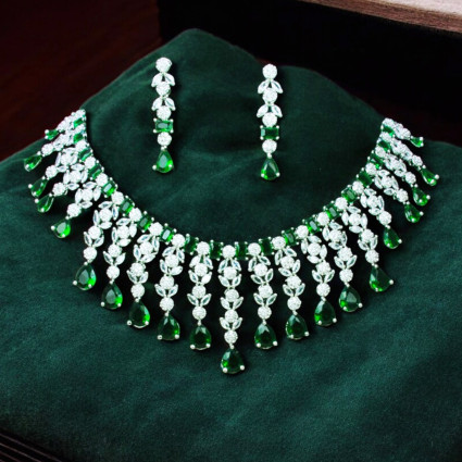 Enchanting Emerald American Diamond Necklace Set