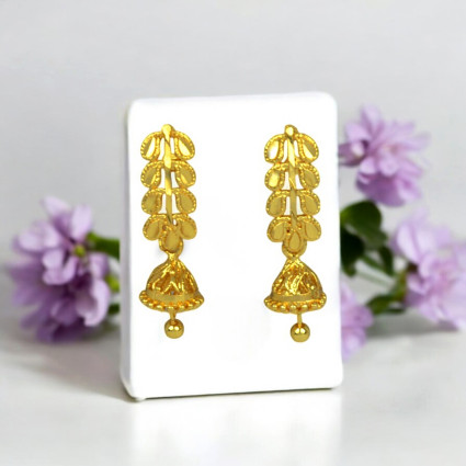 Traditional Gold Plated Designer Leaf Jhumka Earring