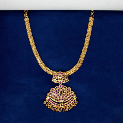 Alluring Gold Plated Adial Stone Pendant Necklace