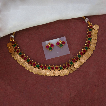 Antique Square Kemp Stone Lakshmi Kasu Necklace Set