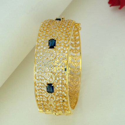 Stunning Gold Plated Paisley CZ Stone Broad Screw Bangle