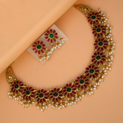 Antique Big Floral Green Kemp and Pearls Necklace Set